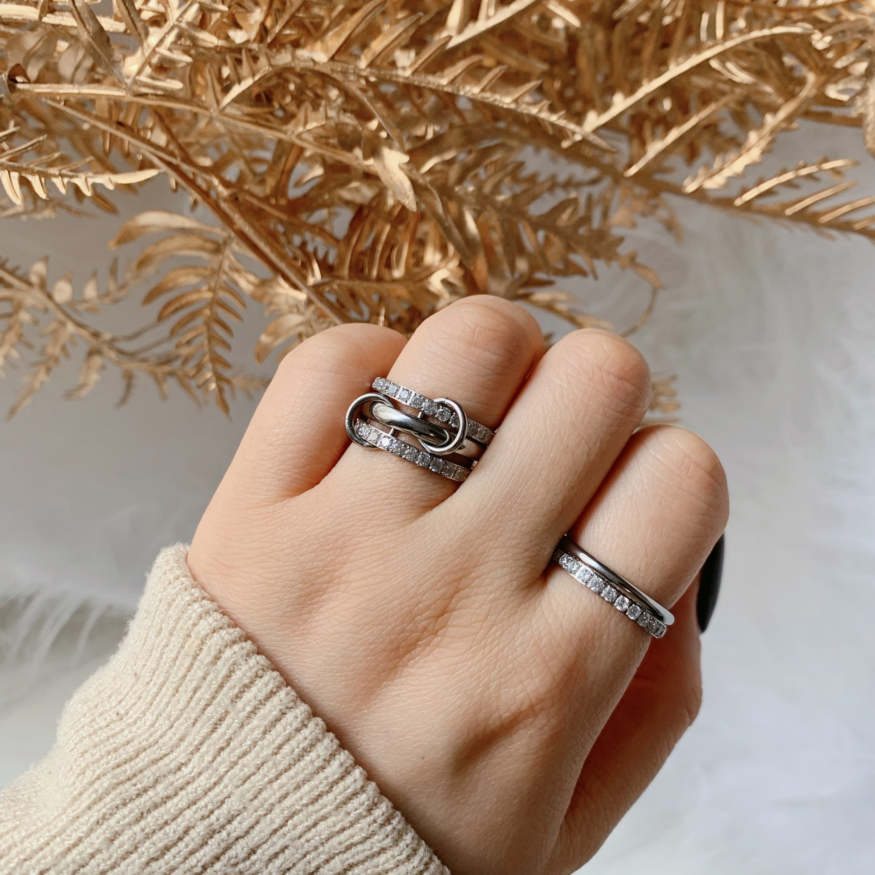 Luna Spinner Stackable Ring - camillaboutiqueshop