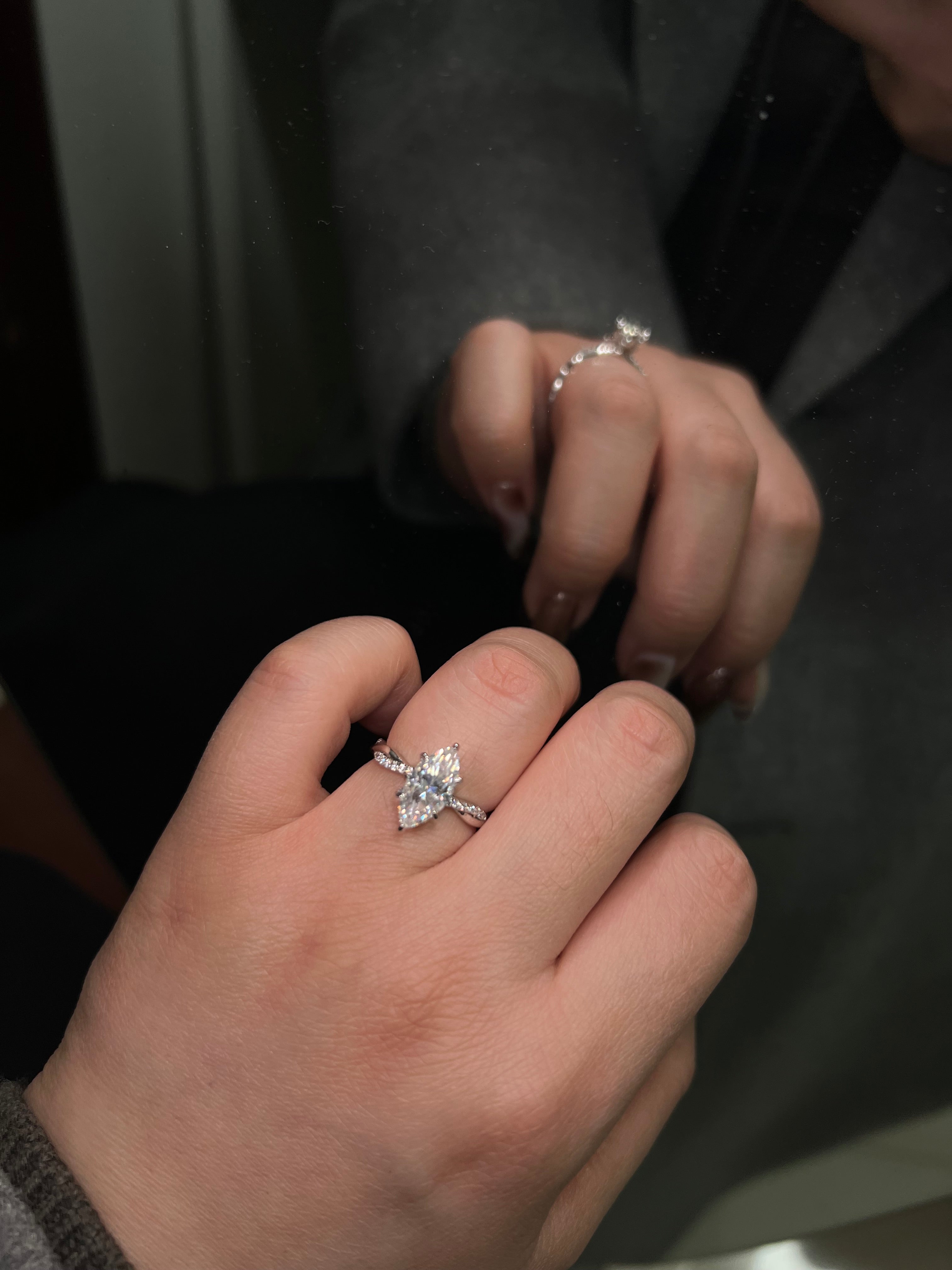 'FOREVER LOVE' MOISSANITE RING 2CT -camillaboutiqueshop